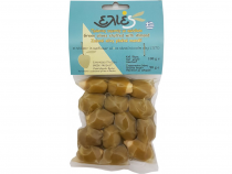 Zelené olivy plněné mandlí